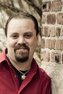 Len La Luna - Web Designer & Client Services